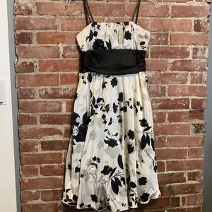 NWT Intrigue strapless party cocktail dress sz 8 black, white & gray floral